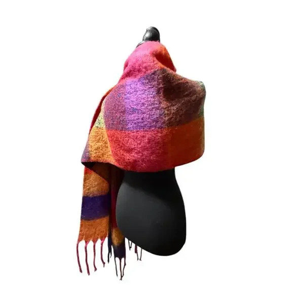 Steve Madden Women's Brushed Plaid Blanket Wrap Scarf Multicolor Winter OSFM - Picture 4 of 5